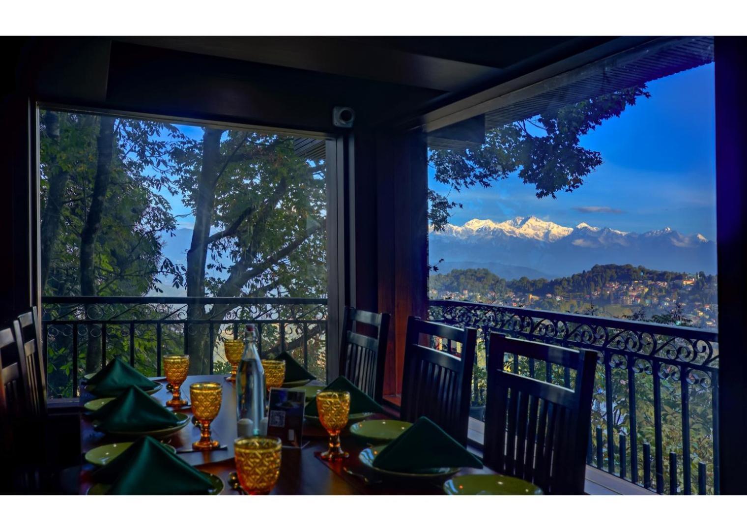The West Gate Posada By Summit Darjeeling  Exterior photo